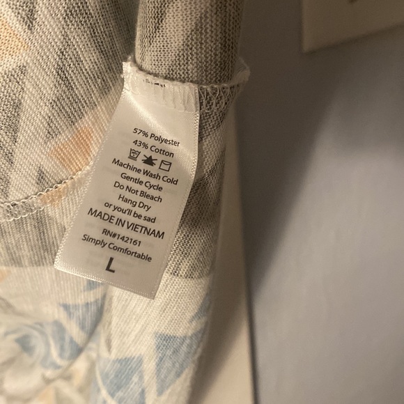 Size large, NWT, Lularoe, Sarah - Picture 5 of 7